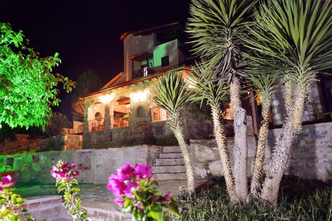 Pir Efes Konaklari Esmirna Exterior foto