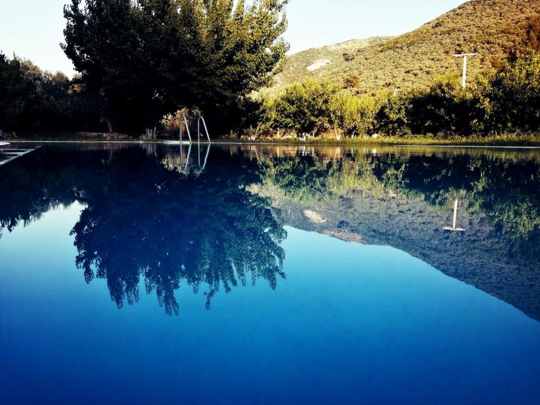 Pir Efes Konaklari Esmirna Exterior foto