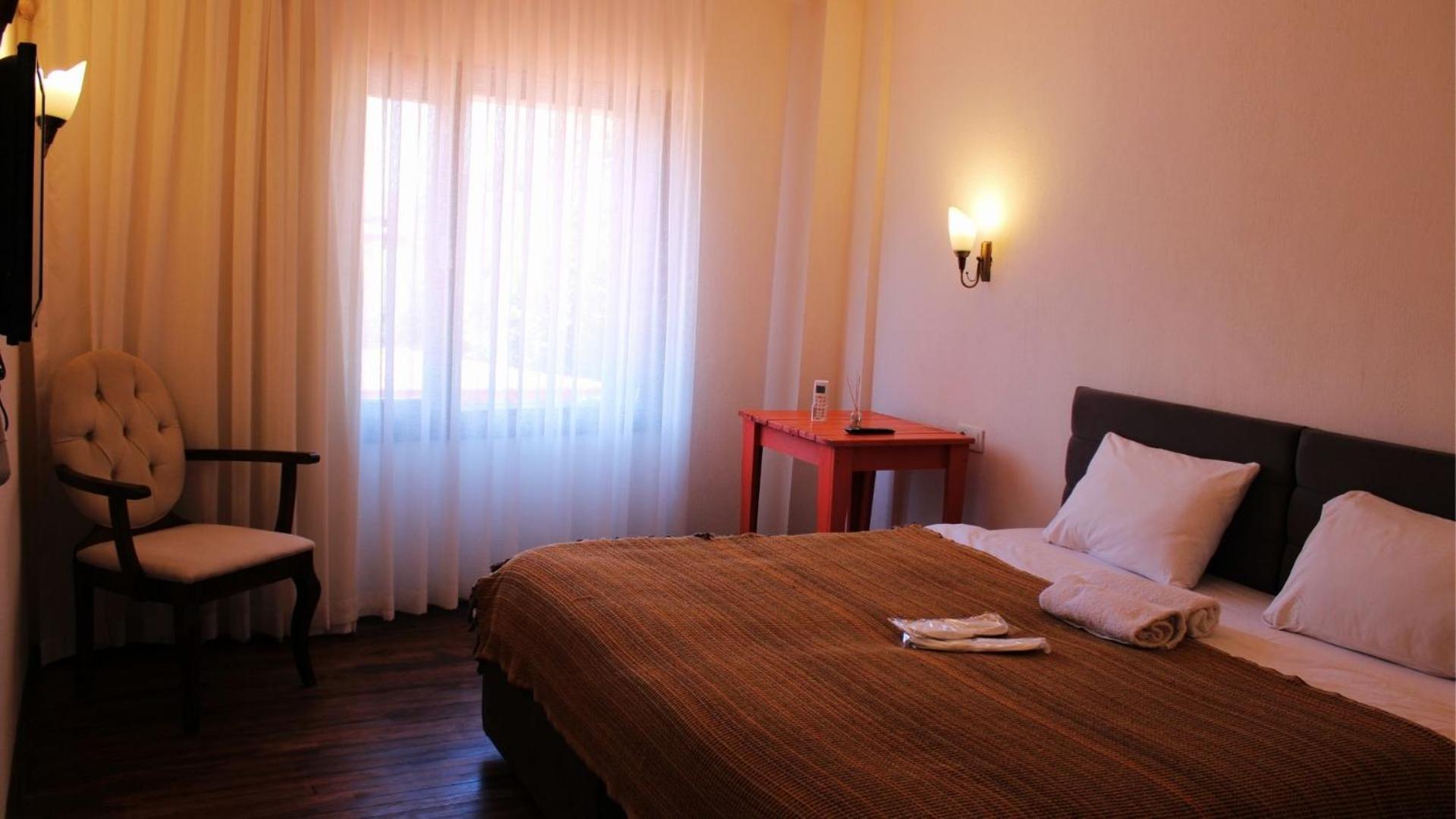 Pir Efes Konaklari Esmirna Exterior foto